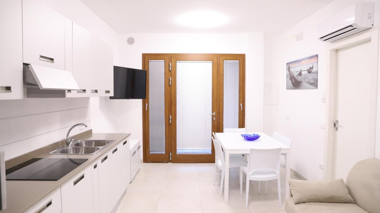 Condominio Diana Est- Gemini بيبيوني المظهر الخارجي الصورة