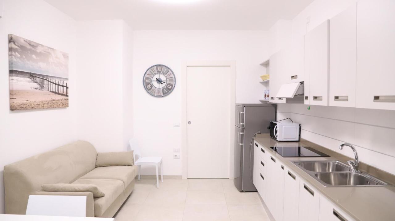 Condominio Diana Est- Gemini بيبيوني المظهر الخارجي الصورة