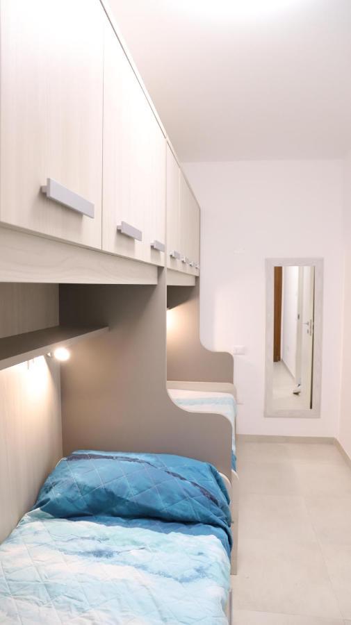 Condominio Diana Est- Gemini بيبيوني المظهر الخارجي الصورة