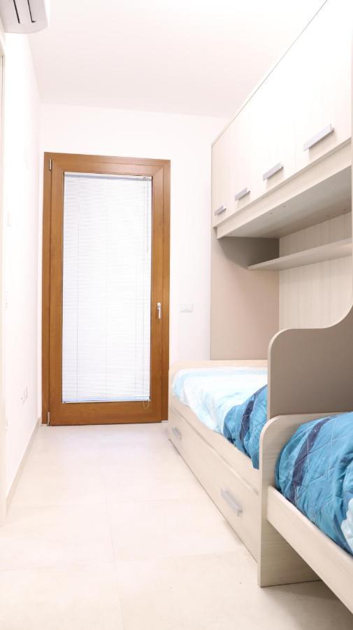 Condominio Diana Est- Gemini بيبيوني المظهر الخارجي الصورة
